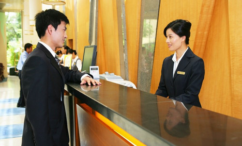 酒店前台工作服